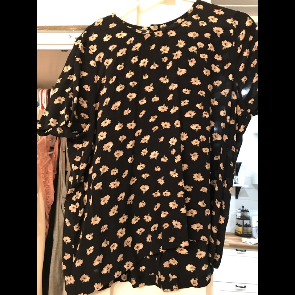 Madewell button back silk top